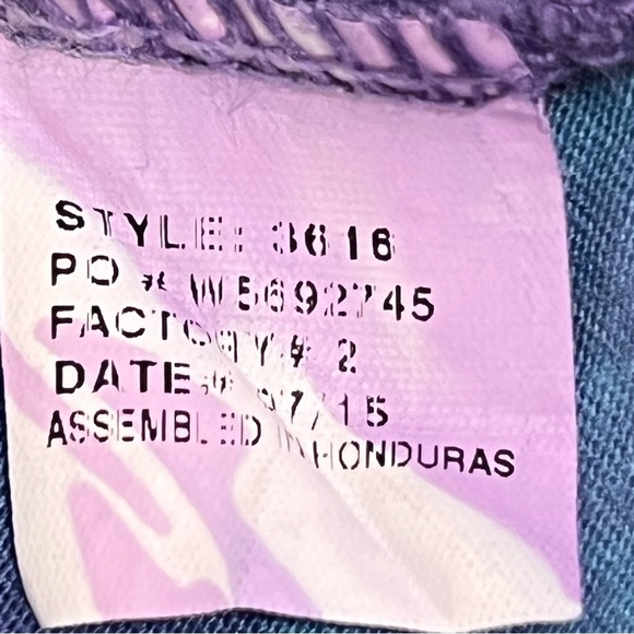 Liquid Blue Woman’s Small Grateful Dead Band T-Shirt Purple Blue Tie-Dye Bertha - Picture 5 of 8